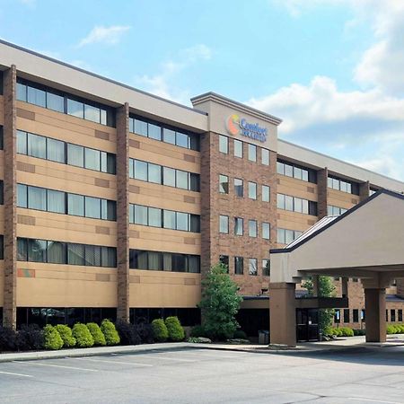 Comfort Inn & Suites Wadsworth Exterior photo